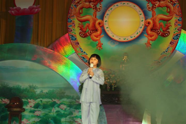 Chùm Ảnh Tổng Hợp Khóa Tu Nụ Thương Sen Hồng Chùa Từ Xuyên