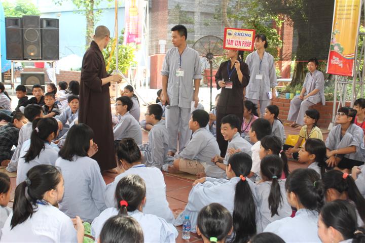 Chùm Ảnh Tổng Hợp Khóa Tu Nụ Thương Sen Hồng Chùa Từ Xuyên