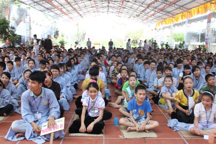 Chùm Ảnh Tổng Hợp Khóa Tu Nụ Thương Sen Hồng Chùa Từ Xuyên