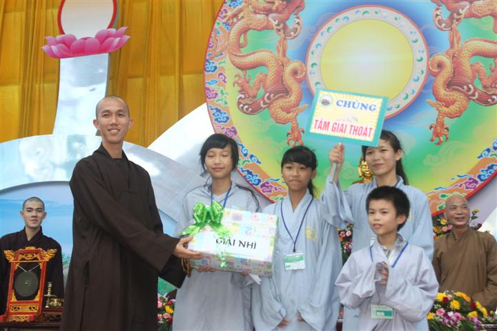 Chùm Ảnh Tổng Hợp Khóa Tu Nụ Thương Sen Hồng Chùa Từ Xuyên