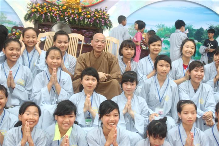 Chùm Ảnh Tổng Hợp Khóa Tu Nụ Thương Sen Hồng Chùa Từ Xuyên