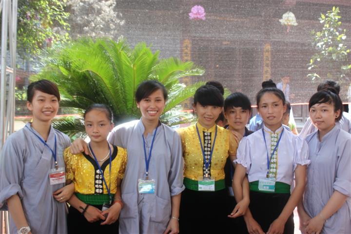 Chùm Ảnh Tổng Hợp Khóa Tu Nụ Thương Sen Hồng Chùa Từ Xuyên