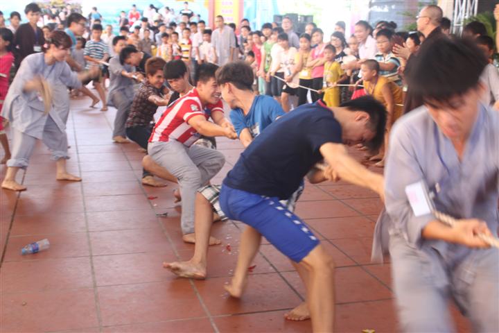 Chùm Ảnh Tổng Hợp Khóa Tu Nụ Thương Sen Hồng Chùa Từ Xuyên