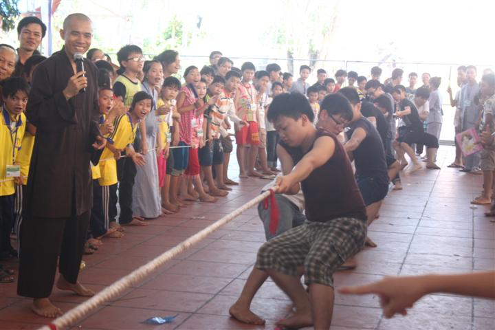 Chùm Ảnh Tổng Hợp Khóa Tu Nụ Thương Sen Hồng Chùa Từ Xuyên
