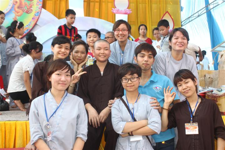 Chùm Ảnh Tổng Hợp Khóa Tu Nụ Thương Sen Hồng Chùa Từ Xuyên