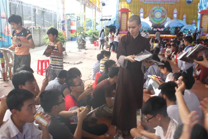 Chùm Ảnh Tổng Hợp Khóa Tu Nụ Thương Sen Hồng Chùa Từ Xuyên