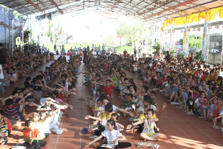 Chùm Ảnh Tổng Hợp Khóa Tu Nụ Thương Sen Hồng Chùa Từ Xuyên