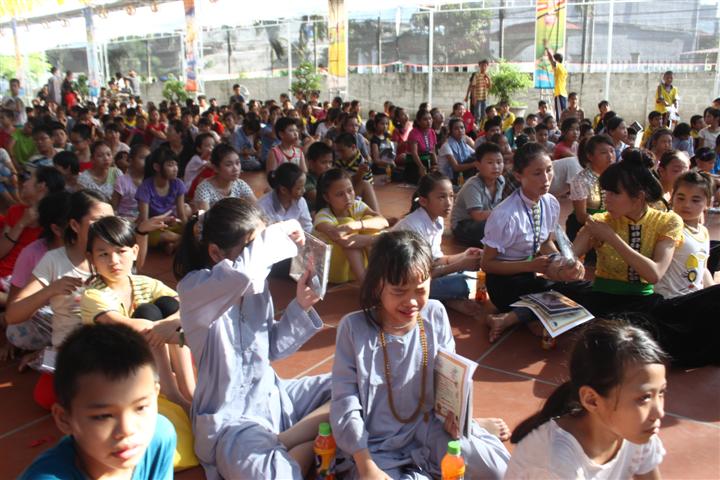 Chùm Ảnh Tổng Hợp Khóa Tu Nụ Thương Sen Hồng Chùa Từ Xuyên