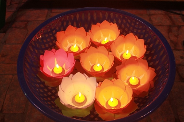 Đồng Tháp: Diễu Hành Xe Hoa và Văn Nghệ Phật Đản