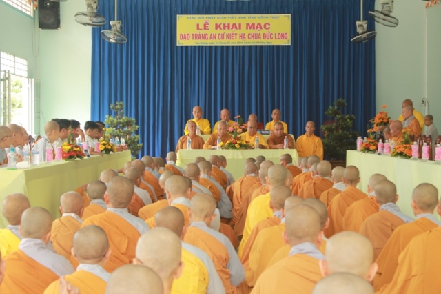 Đồng Tháp: Khai Giảng Các Đạo Tràng An Cư