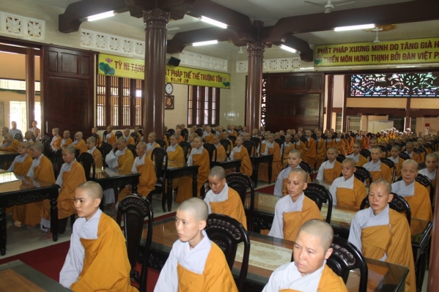 Đồng Tháp: Khai Giảng Các Đạo Tràng An Cư