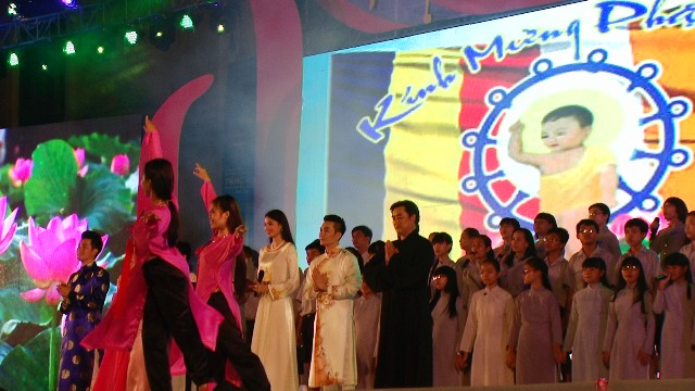 Khánh Hòa: “Ngàn Năm Sen Nở” kính mừng Đại lễ Phật Đản LHQ 2014