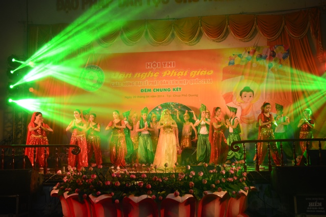TP.HCM: Hoành tráng đêm chung kết văn nghệ chào mừng đại lễ Vesak 2014