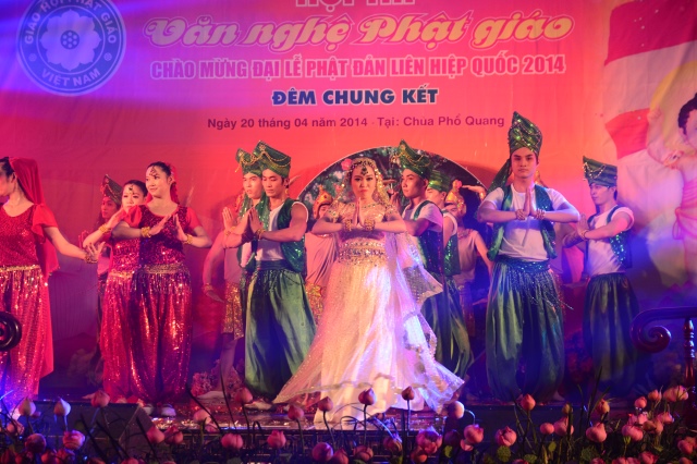 TP.HCM: Hoành tráng đêm chung kết văn nghệ chào mừng đại lễ Vesak 2014