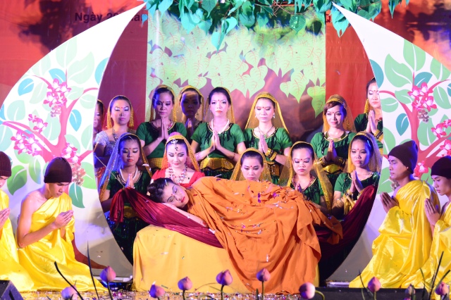 TP.HCM: Hoành tráng đêm chung kết văn nghệ chào mừng đại lễ Vesak 2014