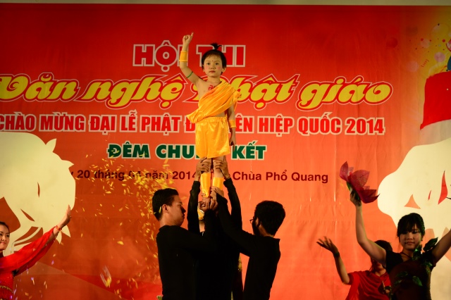 TP.HCM: Hoành tráng đêm chung kết văn nghệ chào mừng đại lễ Vesak 2014