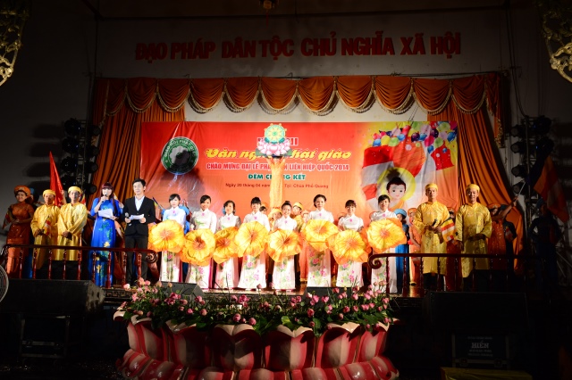TP.HCM: Hoành tráng đêm chung kết văn nghệ chào mừng đại lễ Vesak 2014
