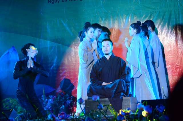 TP.HCM: Hoành tráng đêm chung kết văn nghệ chào mừng đại lễ Vesak 2014