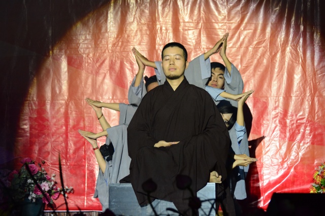 TP.HCM: Hoành tráng đêm chung kết văn nghệ chào mừng đại lễ Vesak 2014