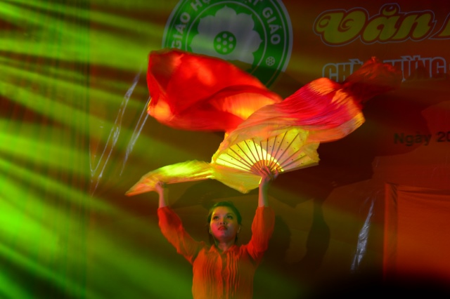 TP.HCM: Hoành tráng đêm chung kết văn nghệ chào mừng đại lễ Vesak 2014