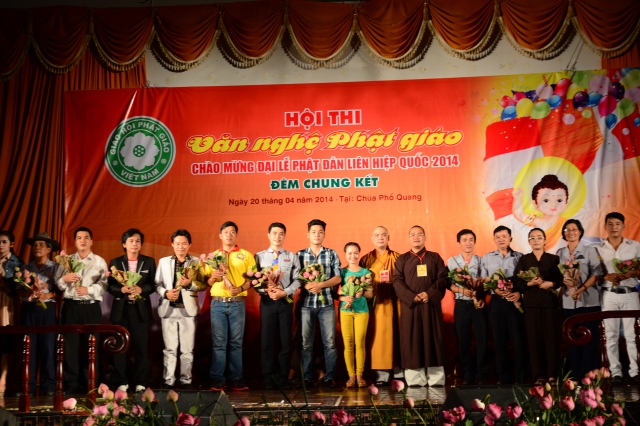 TP.HCM: Hoành tráng đêm chung kết văn nghệ chào mừng đại lễ Vesak 2014