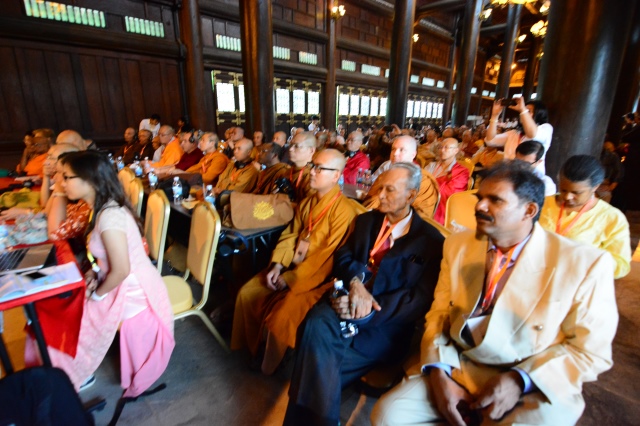 Vesak: Chùm ảnh đại biểu về tham dự các phiên Hội thảo Phật giáo tại Vesak 2014