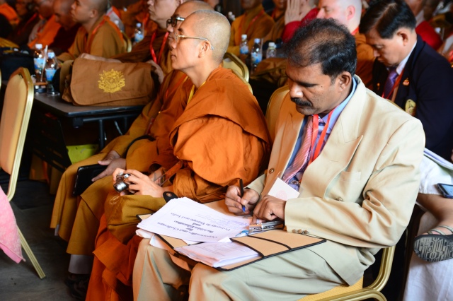 Vesak: Chùm ảnh đại biểu về tham dự các phiên Hội thảo Phật giáo tại Vesak 2014