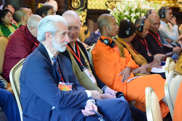 Vesak: Chùm ảnh đại biểu về tham dự các phiên Hội thảo Phật giáo tại Vesak 2014
