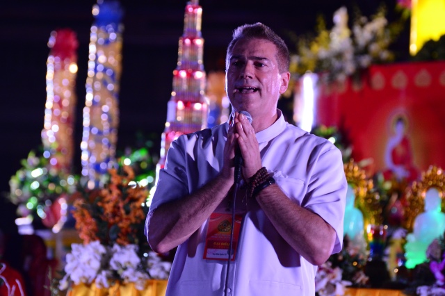 Vesak 2014: Lãnh đạo đảng, nhà nước, Phật giáo quốc tế cầu nguyện hòa bình