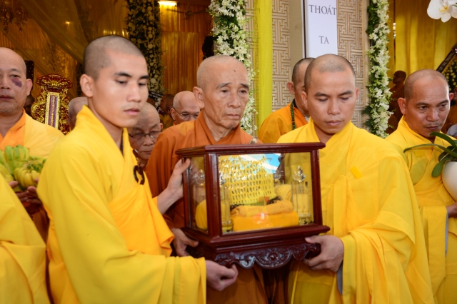 Lễ truy niệm - cung tống kim quan ĐLHT.Thích Trí Tịnh nhập bảo tháp
