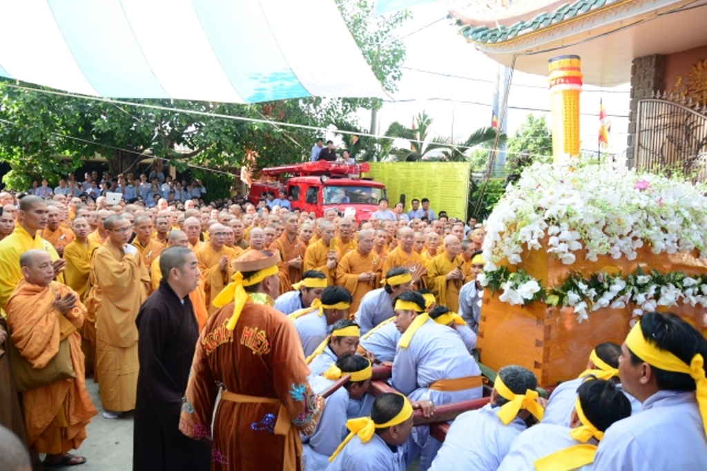 Lễ truy niệm - cung tống kim quan ĐLHT.Thích Trí Tịnh nhập bảo tháp