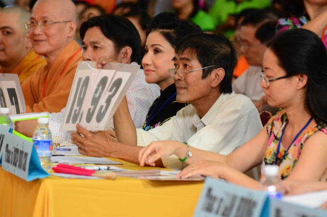 TP.HCM: Hoành tráng đêm chung kết văn nghệ chào mừng đại lễ Vesak 2014