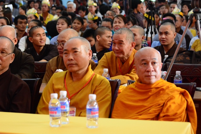 TP.HCM: Hoành tráng đêm chung kết văn nghệ chào mừng đại lễ Vesak 2014