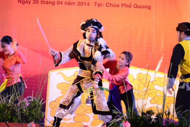 TP.HCM: Hoành tráng đêm chung kết văn nghệ chào mừng đại lễ Vesak 2014