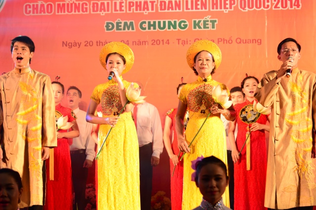 TP.HCM: Hoành tráng đêm chung kết văn nghệ chào mừng đại lễ Vesak 2014