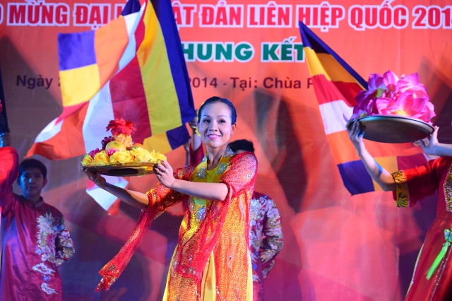 TP.HCM: Hoành tráng đêm chung kết văn nghệ chào mừng đại lễ Vesak 2014
