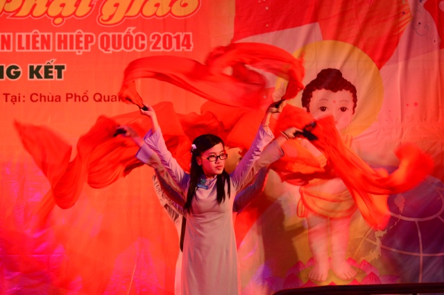 TP.HCM: Hoành tráng đêm chung kết văn nghệ chào mừng đại lễ Vesak 2014