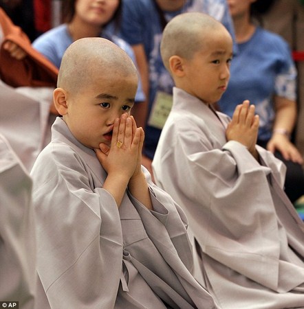 Chùm ảnh: Những chú tiểu Hàn Quốc ngộ nghĩnh dễ thương