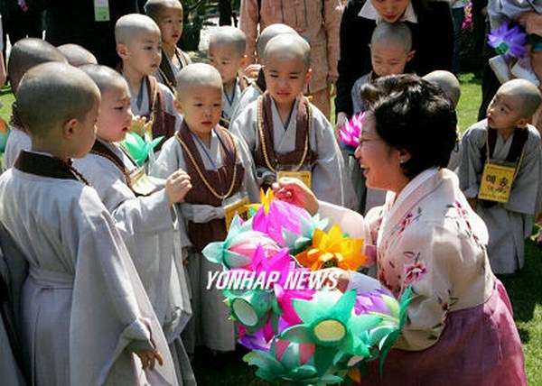 Chùm ảnh: Những chú tiểu Hàn Quốc ngộ nghĩnh dễ thương