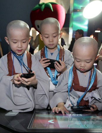 Chùm ảnh: Những chú tiểu Hàn Quốc ngộ nghĩnh dễ thương