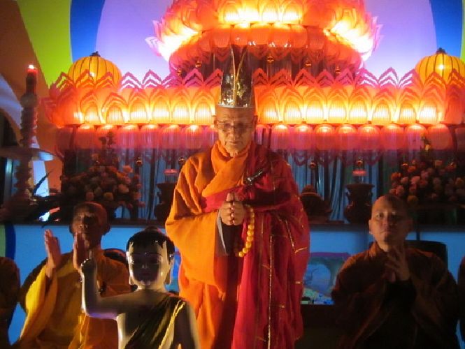 Khánh Hòa: Chùa Bảo Phước trang nhiêm tổ chức lễ Phật đản PL.2558