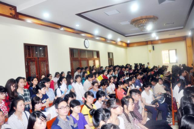 Hà Nội : Công tác tập huấn tình nguyện viên Vesak LHQ 2014 lần I