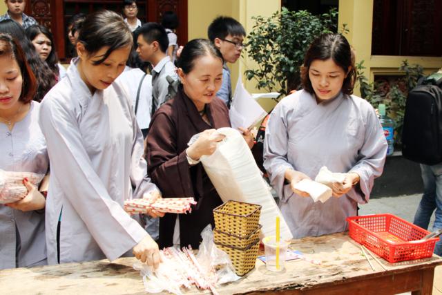 Hà Nội : Công tác tập huấn tình nguyện viên Vesak LHQ 2014 lần I