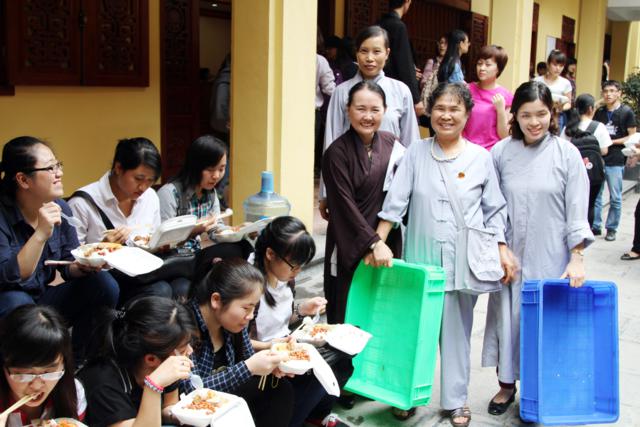 Hà Nội : Công tác tập huấn tình nguyện viên Vesak LHQ 2014 lần I