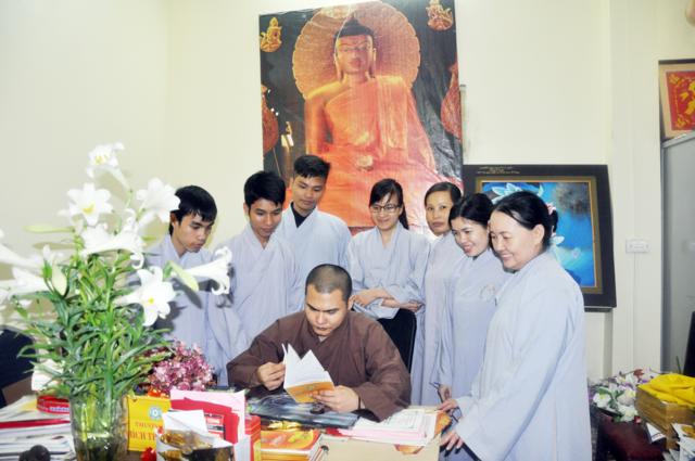 Hà Nội : Công tác tập huấn tình nguyện viên Vesak LHQ 2014 lần I