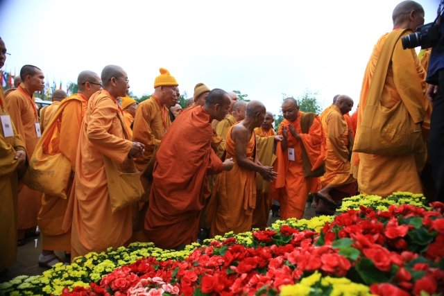 Vesak 2014: Chùm ảnh thành công của phiên khai mạc Vesak 2014