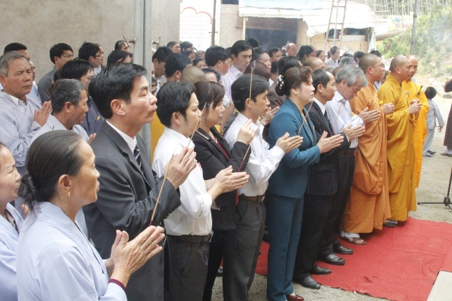 Phật giáo Hà Tĩnh tổ chức lễ truy niệm Cố Đại lão Hòa thượng Thích Trí Tịnh