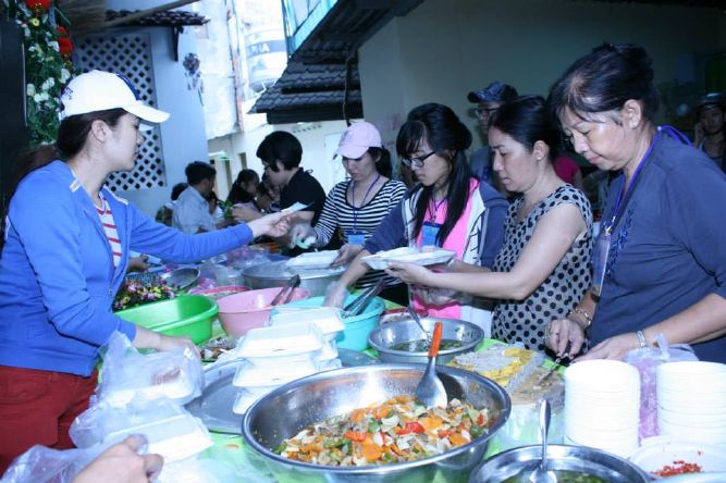 TP.HCM: Trao kỷ Lục Kinh Thư Pháp Vu Lan và Lễ Hội Ẩm Thực Chay Chùa Thiên Chánh