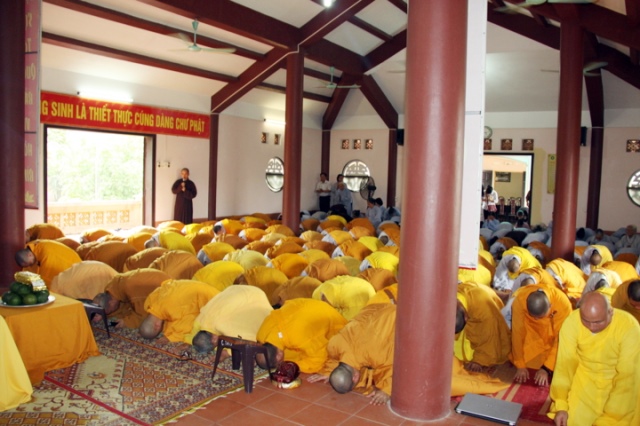 Hưng Yên: Đức Pháp Chủ đến khai pháp tại trường hạ chùa Táo