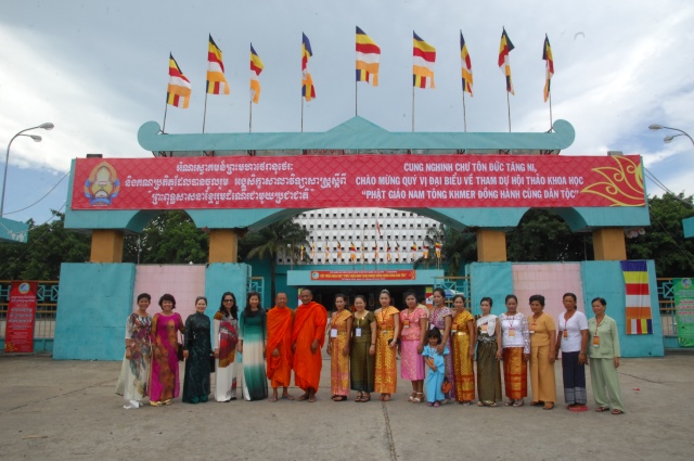 Kiên  Giang: Tưng bừng  triển lãm mỹ thuật Phật giáo đồng hành cùng dân tộc